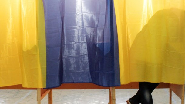 Кого українці обрали б президентом зараз: дослідження 