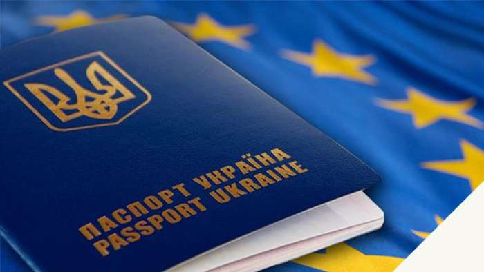 Луцький ЦНАП видав майже 15 тисяч біометричних паспортів