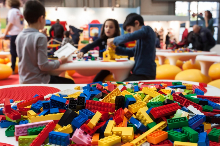 У чотирьох волинських школах вчитимуться за методикою LEGO