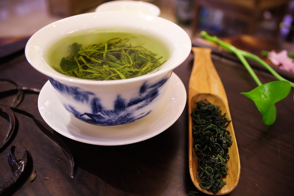 Зелений чай – ворог вашим лікам