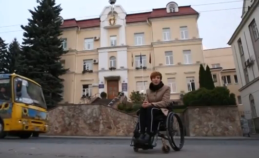 Галина Падалко пересіла в інвалідний візок (відео)