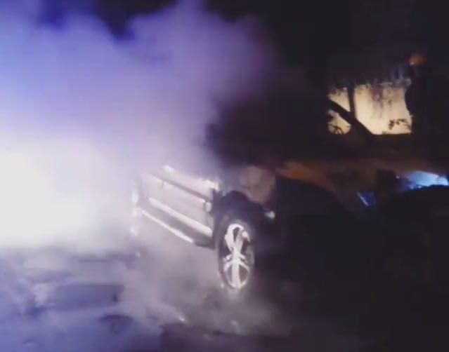 Лучанин зняв відео, як палало авто на ЛПЗ (відео)