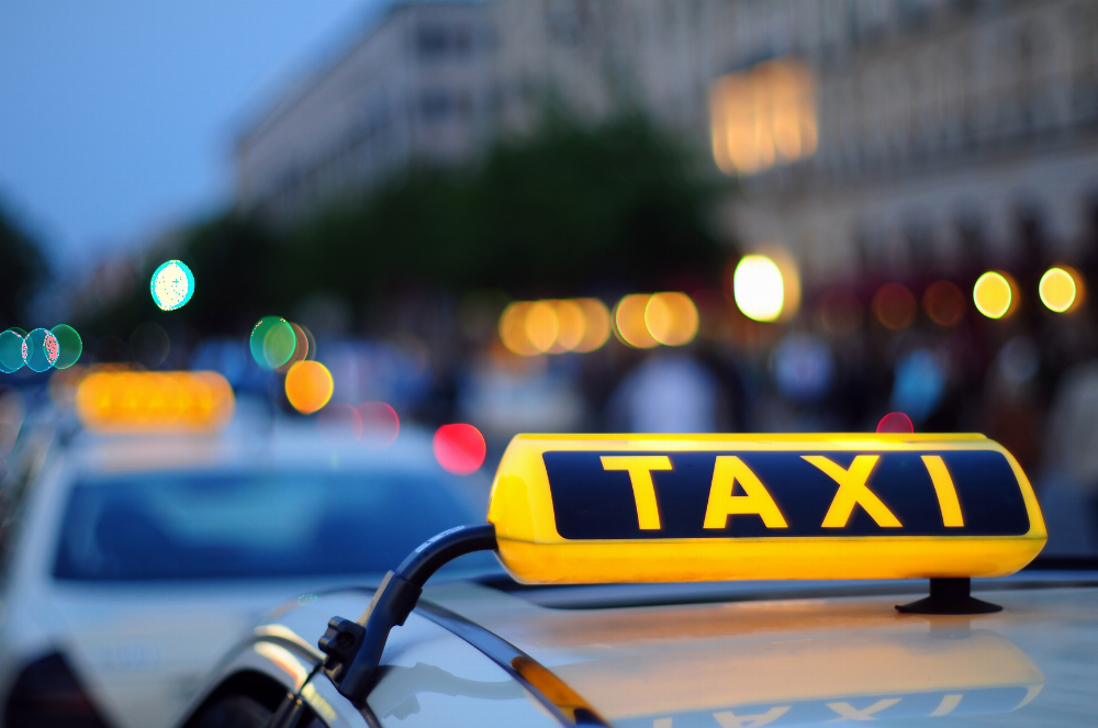 Таксисти лякають українців зростанням тарифів вдвічі