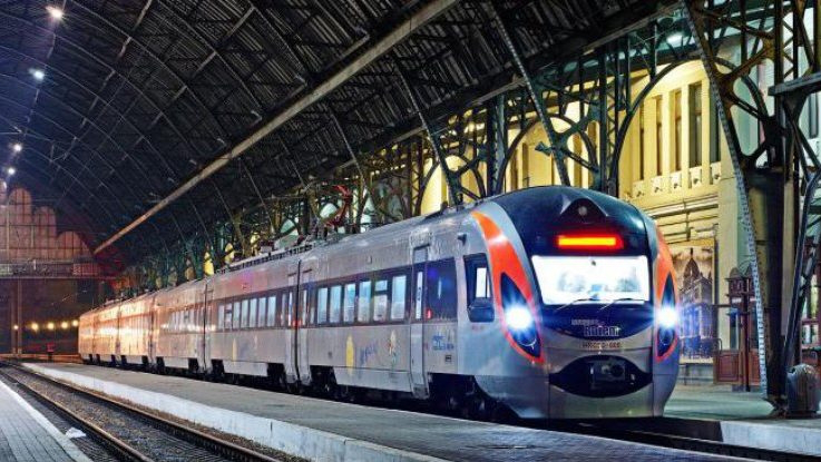 Потяг «Ковель-Холм»: до Польщі їде вчетверо більше пасажирів, ніж назад