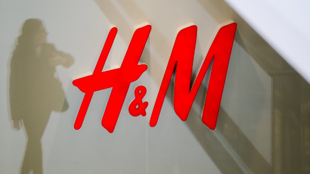 H&M визначається із першими магазинами в Україні 