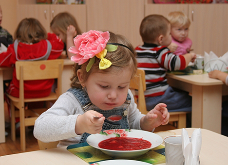 У Луцькраді пропонують перевірити їдальні дитячих садочків