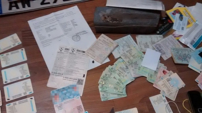 В Україні викрили злочинну схему легалізації авто: зачепило і Волинь