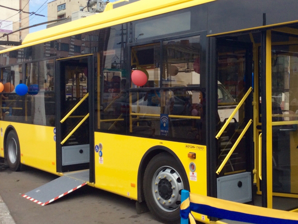 У Луцькраді обіцяють купити нові тролейбуси для людей з обмеженими можливостями