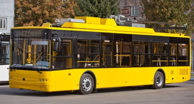Луцький «Богдан Моторс» поставив тролейбуси до Хмельницького
