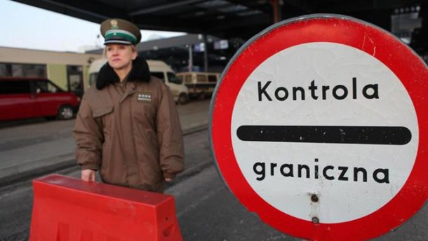 Польща тимчасово припинила малий прикордонний рух з Україною  (оновлено)