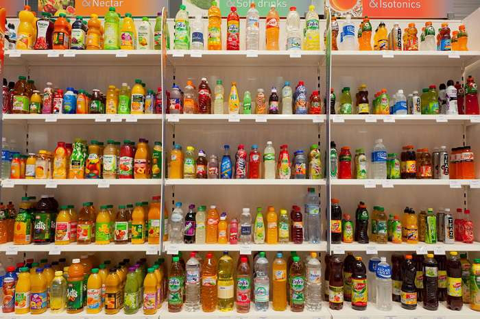 Виробника безалкогольних напоїв оштрафували через етикетки