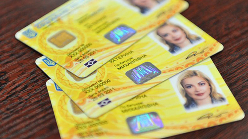 Луцький ЦНАП прийняв уже 53 заяви на виготовлення ID-паспорта