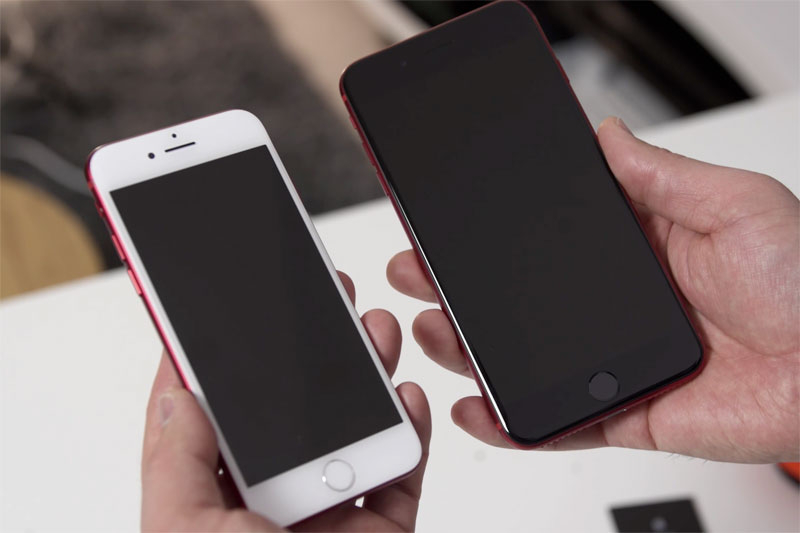 Білі чи чорні: з'ясували, які смартфони популярніші 