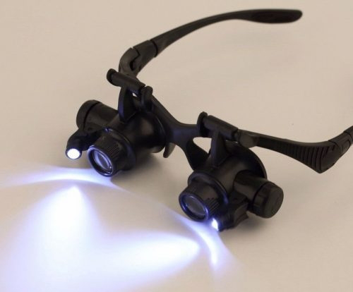 Італійські науковці створили збільшувальні окуляри, що активуються голосом