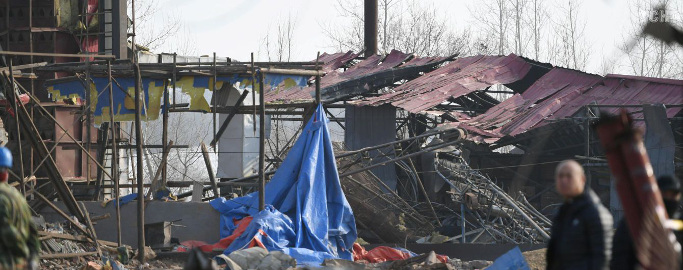 На китайському заводі стався сильний вибух: понад 50 жертв