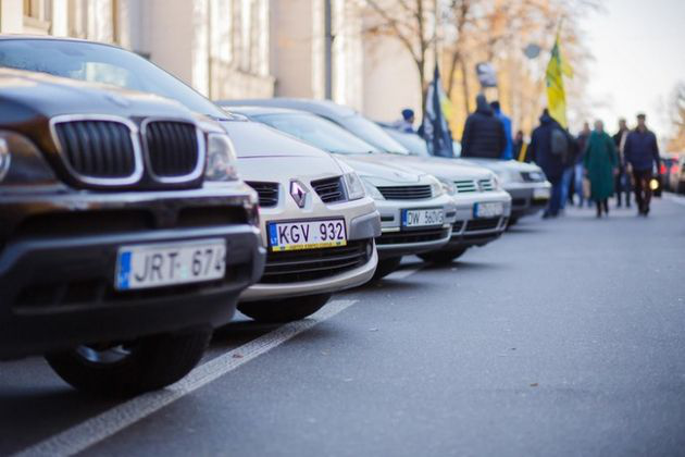 В Україні за новим законом розмитнили першу «євробляху»
