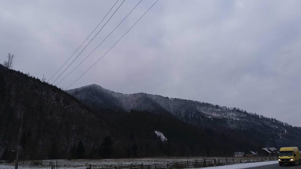 Карпати засніжило: в горах випало майже півметра снігу