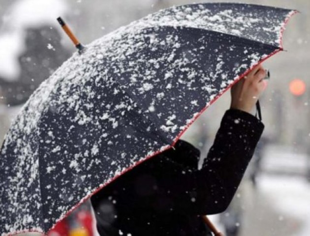 Сніг з дощем: погода в Луцьку у середу, 26 грудня