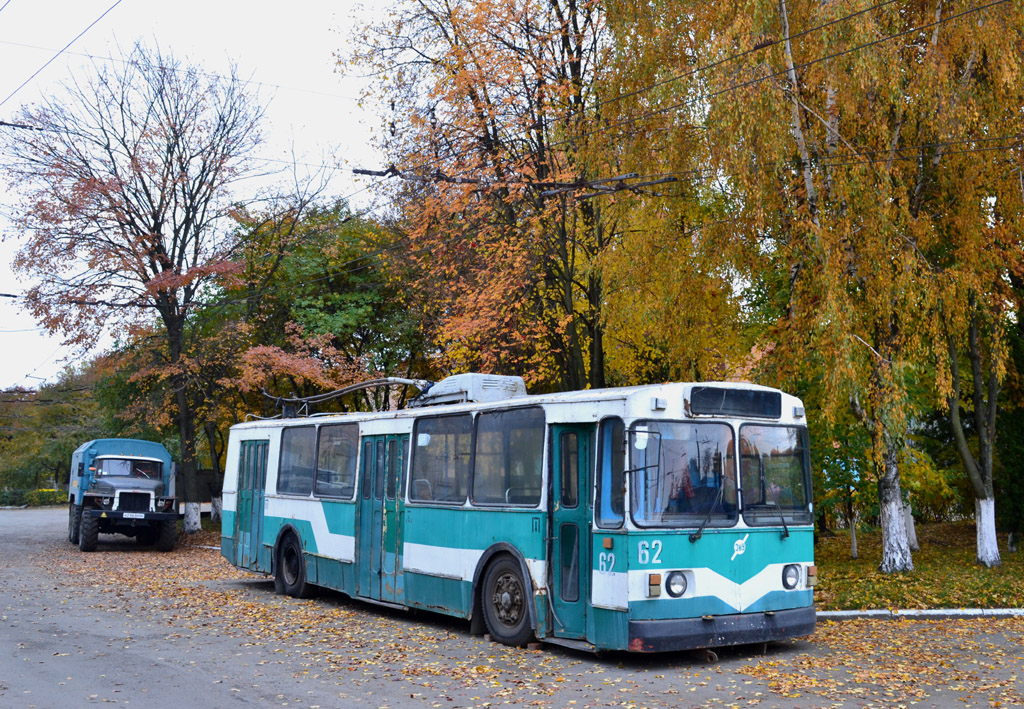 У Луцьку пропонують зі старого тролейбуса зробити музей