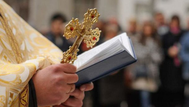 Двом волинським священикам заборонили служіння за «ухилення в розкол»