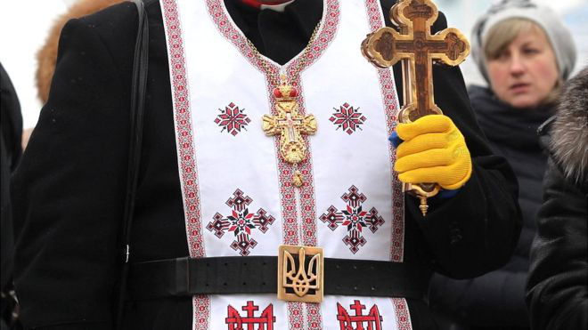 «Ухилився в розкол»: священику із Коршова заборонили служіння