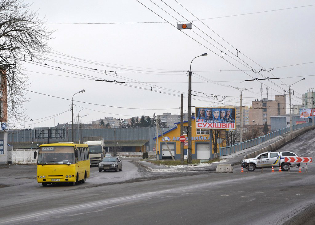 40 нових світлофорів і понад 600 ліхтарів: у Луцьку відремонтують вулиці