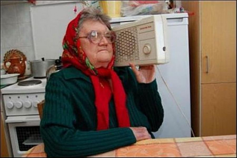 Одна на всіх: в Україні хочуть відмовитися від радіоточок у кожній квартирі