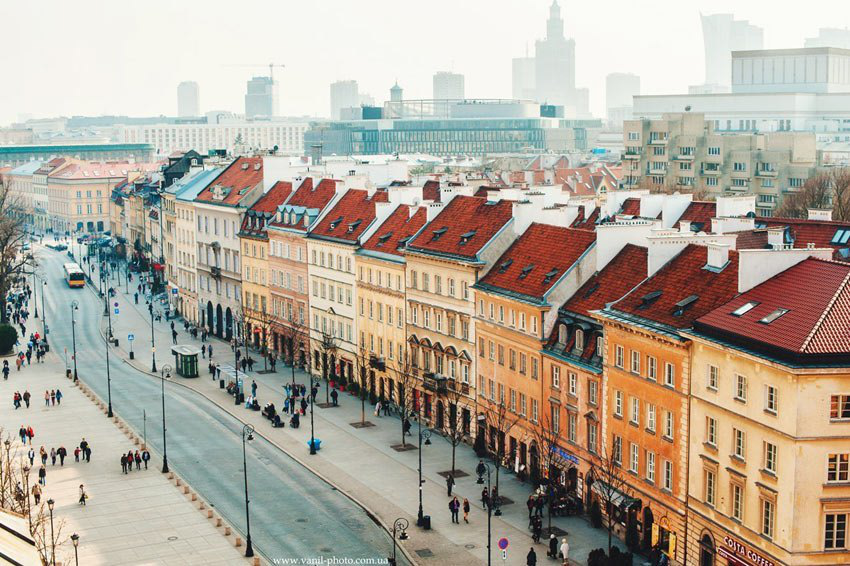 Готелі, кафе, музеї: Польща на два дні знизить ціни наполовину