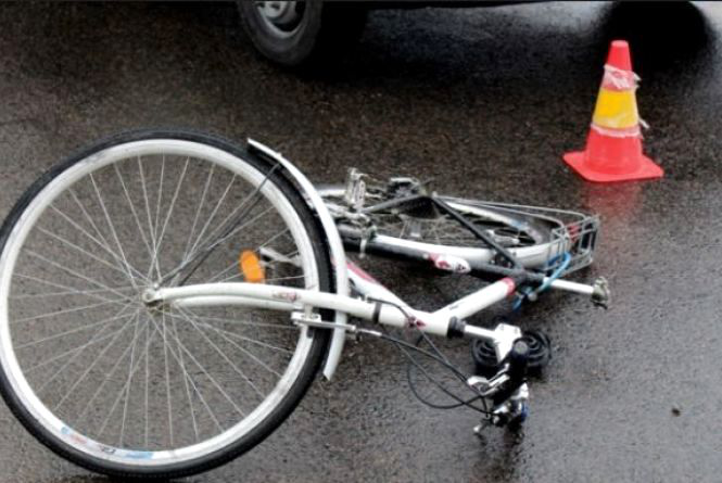 На Волині п'яний водій збив велосипедиста