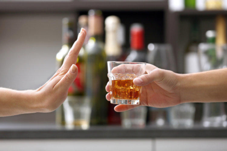 У Луцьку заборонили продавати алкоголь у дні футбольних матчів