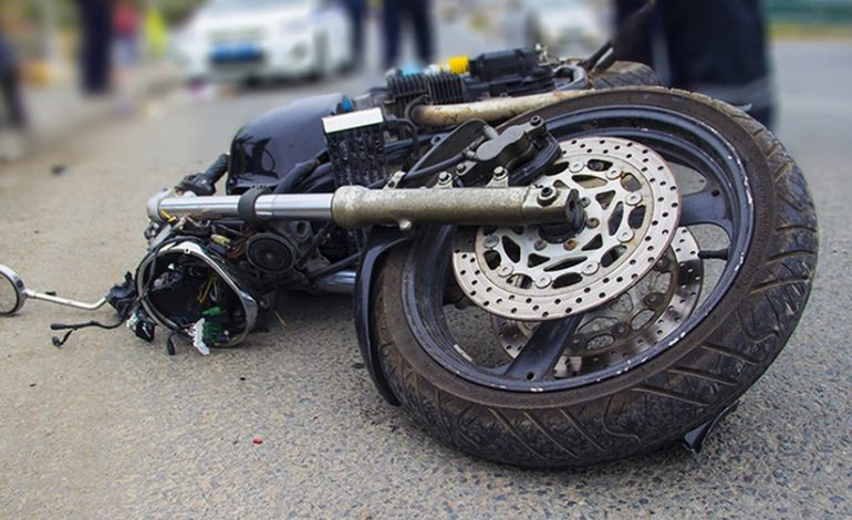 Аварія у Луцьку: зіткнулися автомобіль і мотоцикл