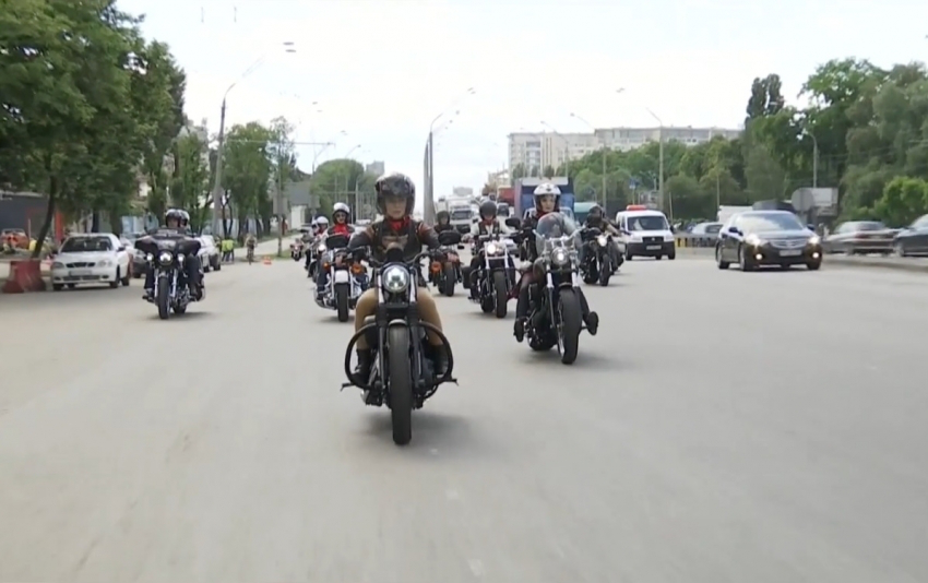 Всесвітня мотоциклетна жіноча естафета: Волинню промчаться байкерки