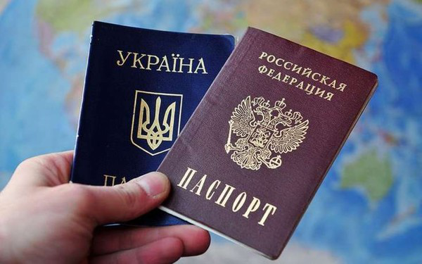 Євросоюз не ставитиме візи в російські паспорти, видані в Криму