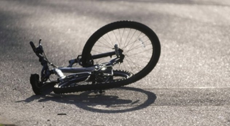На Волині вантажівка збила велосипедиста: встановлюють особу загиблого