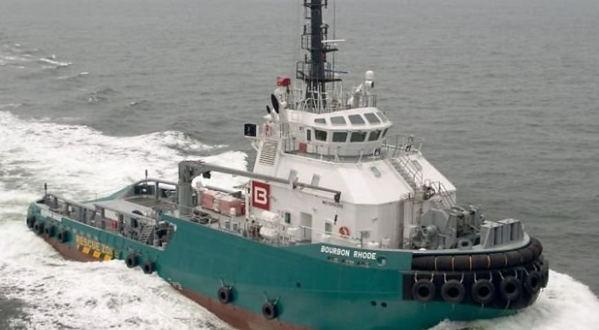 В Атлантичному океані через ураган зникло судно з українцями на борту