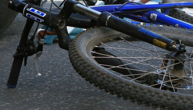 На Волині п’яний мотоцикліст збив велосипедиста