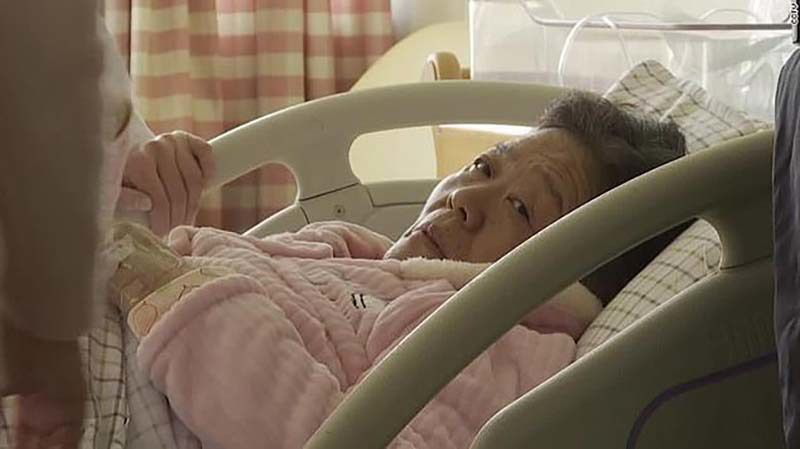 67-річна китаянка народила дитину і стала найстарішою матір'ю країни