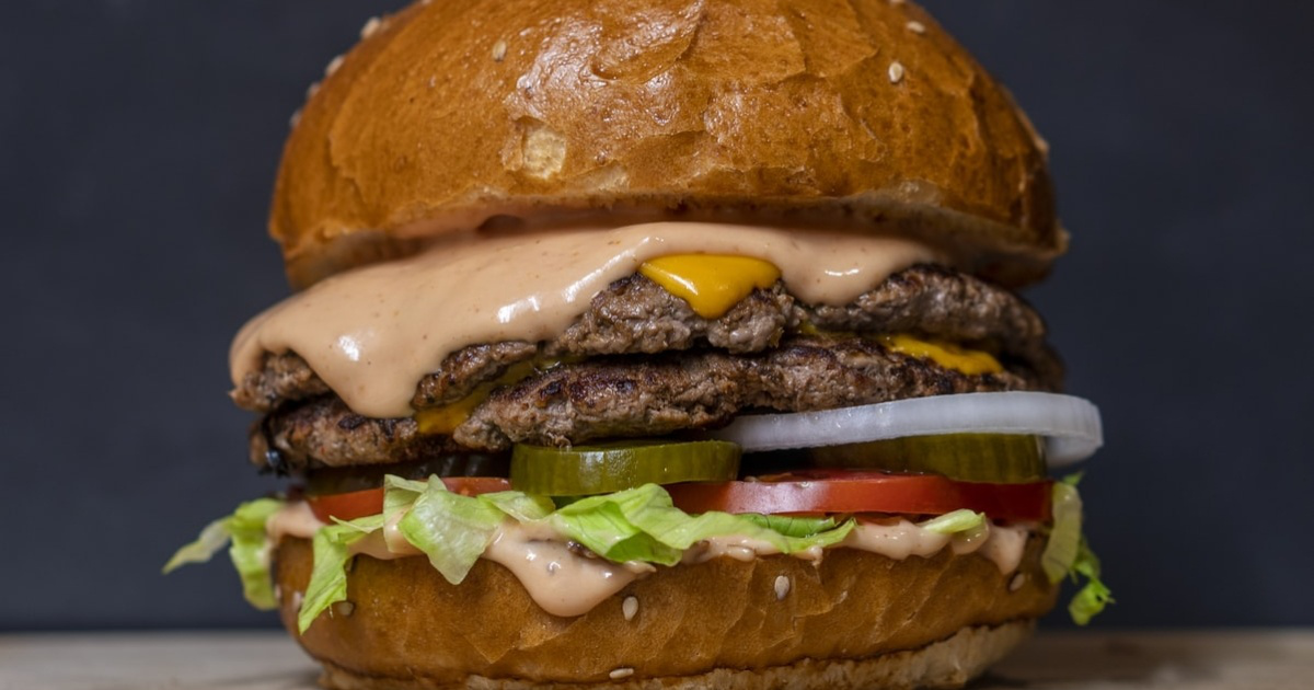 Мережа ресторанів дарувала бургер за згоду на спойлер «Зоряних воєн»