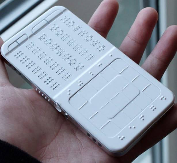 Створили  перший у світі смартфон для сліпих