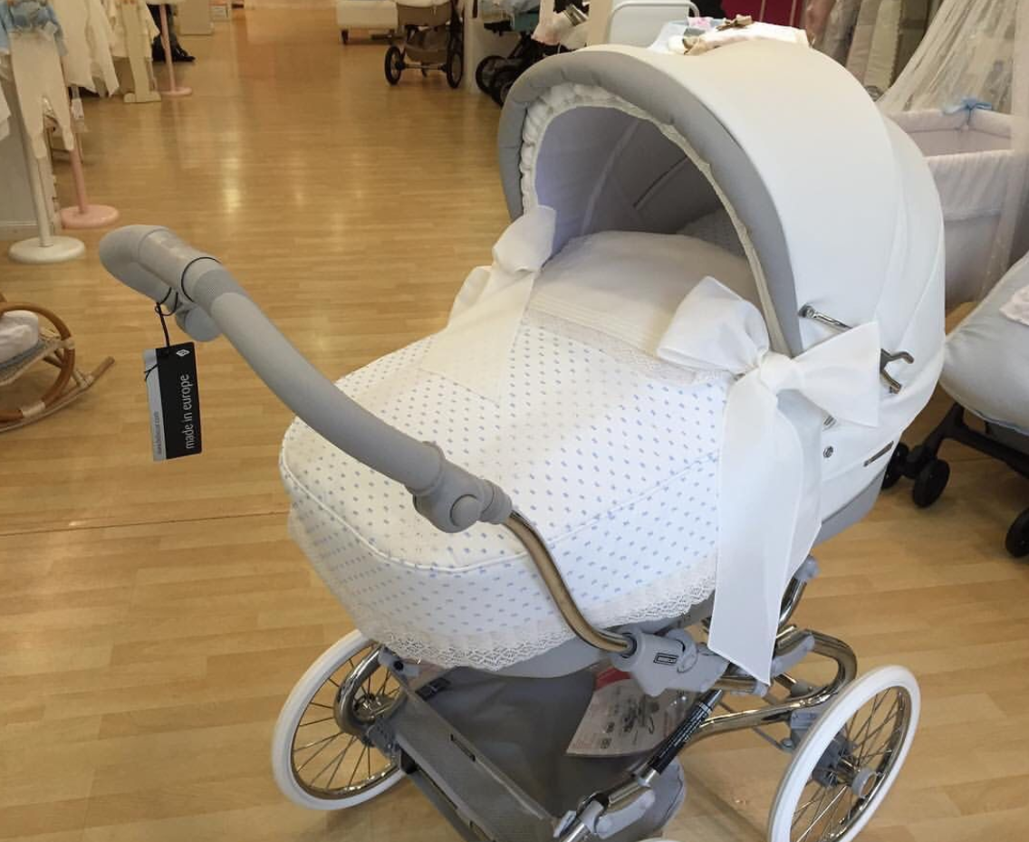 Вибір коляски для новонародженого*