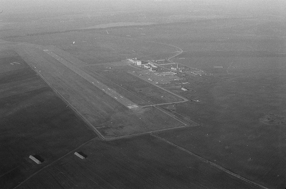 Яким був луцький аеропорт у 80-х роках минулого століття (фото)