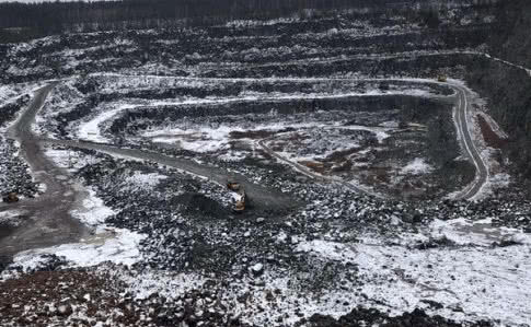 СБУ викрила посадовців «Укрзалізниці»на незаконному видобутку граніту