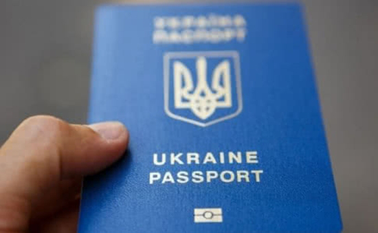 Від сьогодні поїздки до Росії – тільки за закордонним паспортом