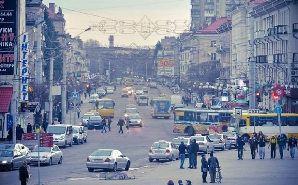 Карантин у Луцьку: маршрутки хочуть «закрити» – залишать тролейбуси