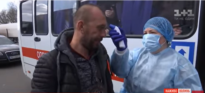 Як в «Ягодині» українці повертаються додому (відео)