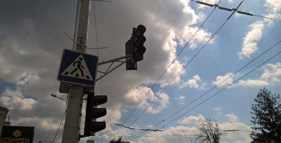 Грушевського, Володимирська і «Там-Там»: у Луцьку відключать три світлофори