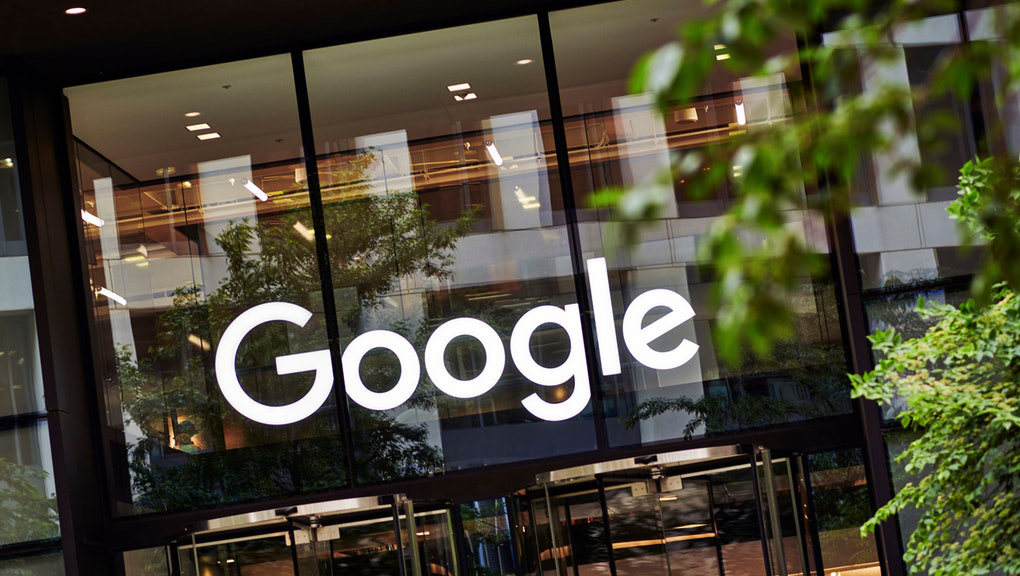 Google виплатить по 1000 доларів працівникам, які погодяться працювати вдома