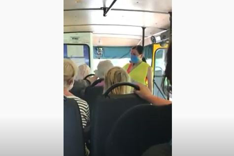 На блокпосту у Ківерцях пасажирам маршрутки міряють температуру (відео)