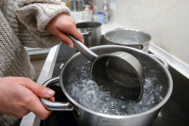 Ризик захворіти: в Луцьку просять не відключати гарячу воду під час карантину