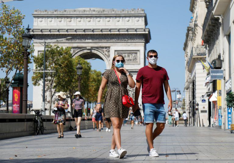 Франція дозволить в’їзд парам, яких розлучив коронавірус